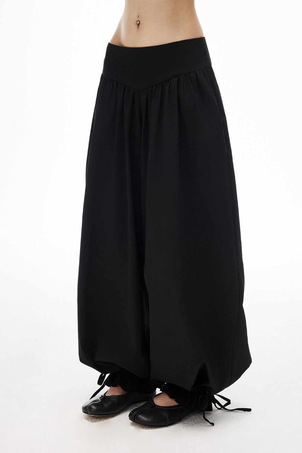 Noir Ribbon Harem Pants